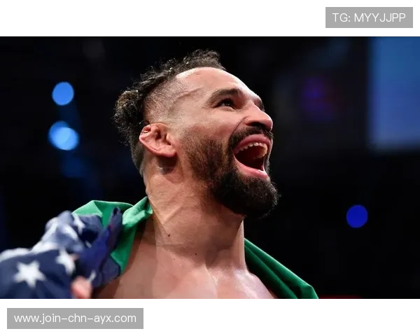 UFC爱德华斯爆发刺拳训练更犀利，剑指冠军之路