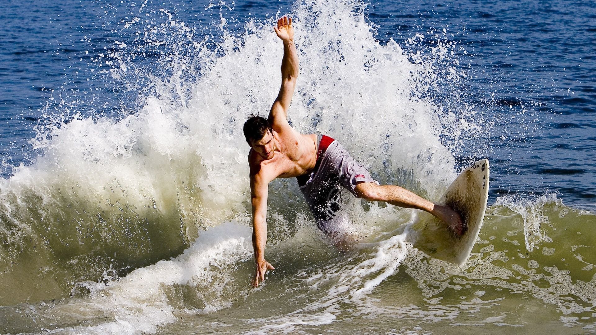 BLG完善电竞运动员职业保障体系,电竞运动员的基本条件