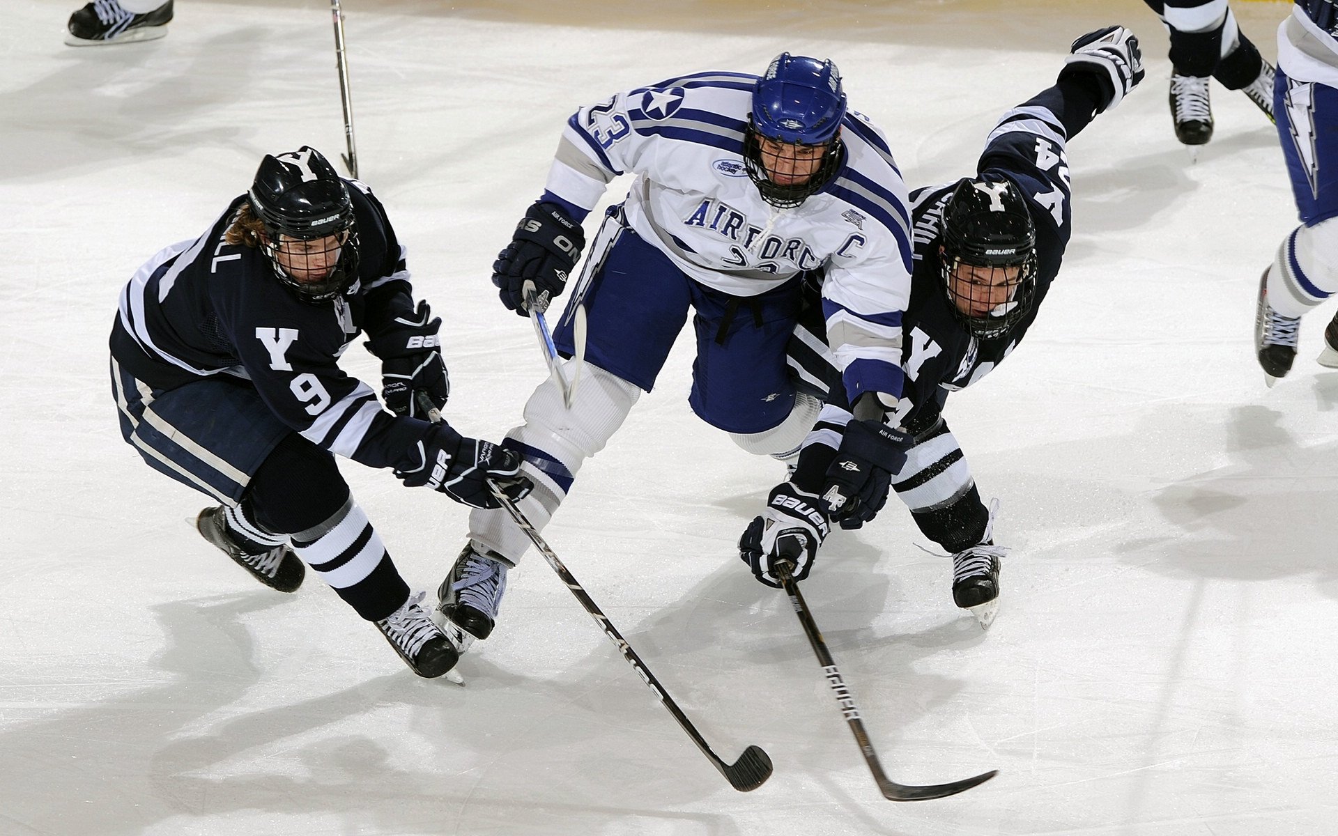 《2025年全球电竞直播用户突破10亿，行业迎来黄金发展期》，中国电竞直播发展现状